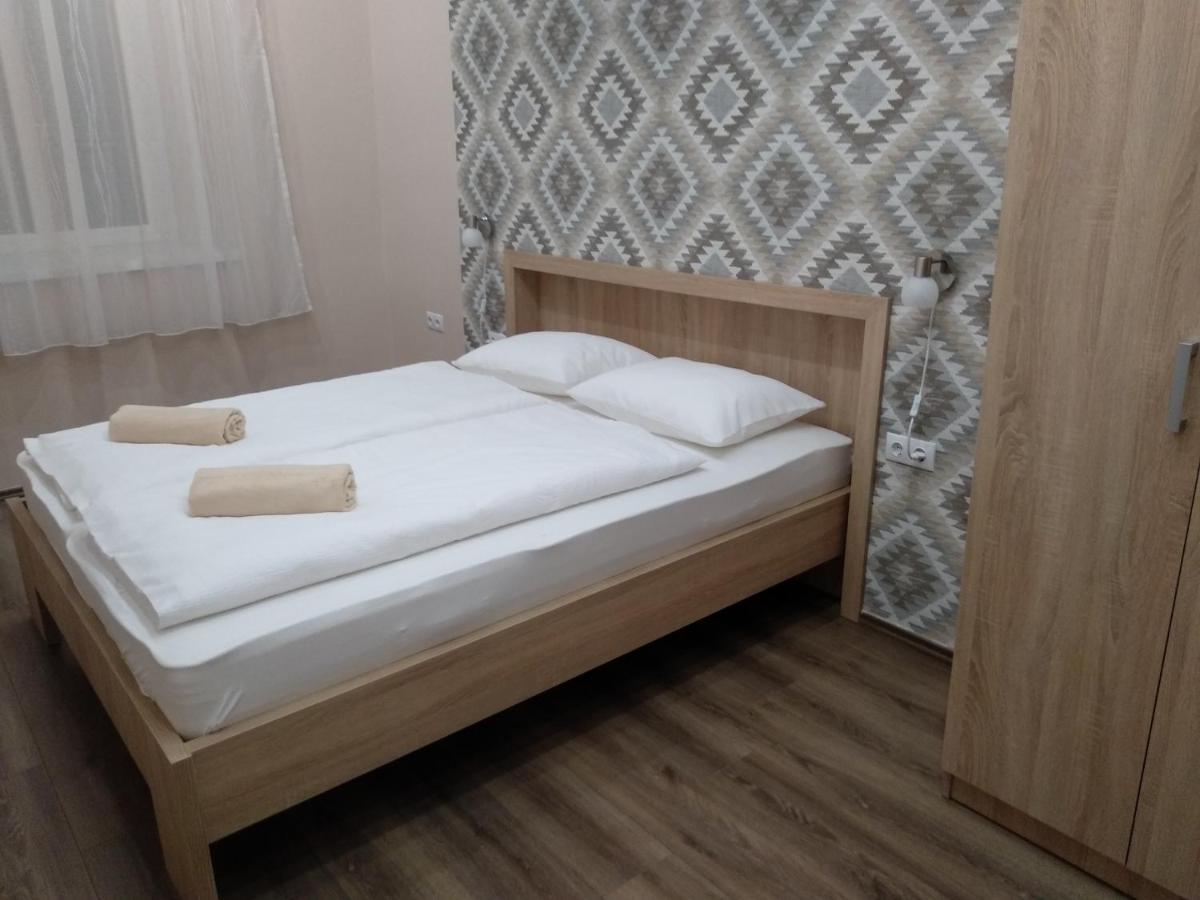 Gesztenye Apartman Makó Eksteriør billede