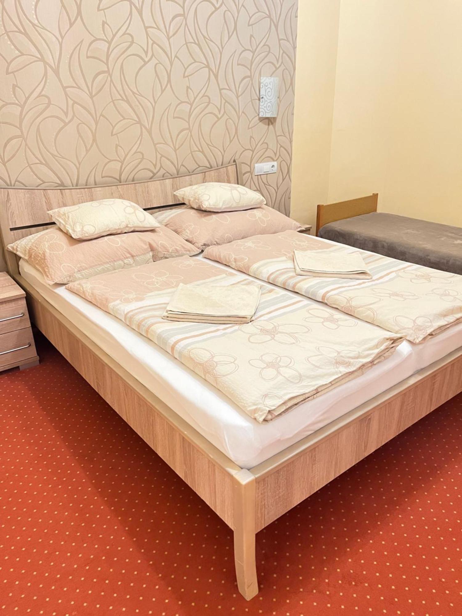 Gesztenye Apartman Makó Eksteriør billede