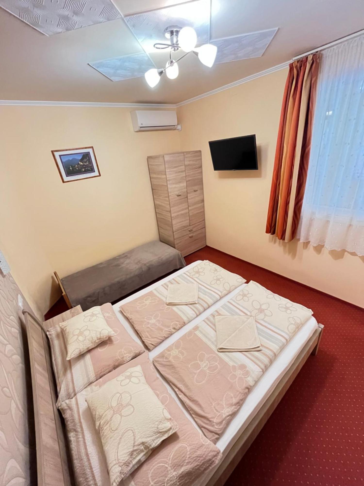Gesztenye Apartman Makó Eksteriør billede