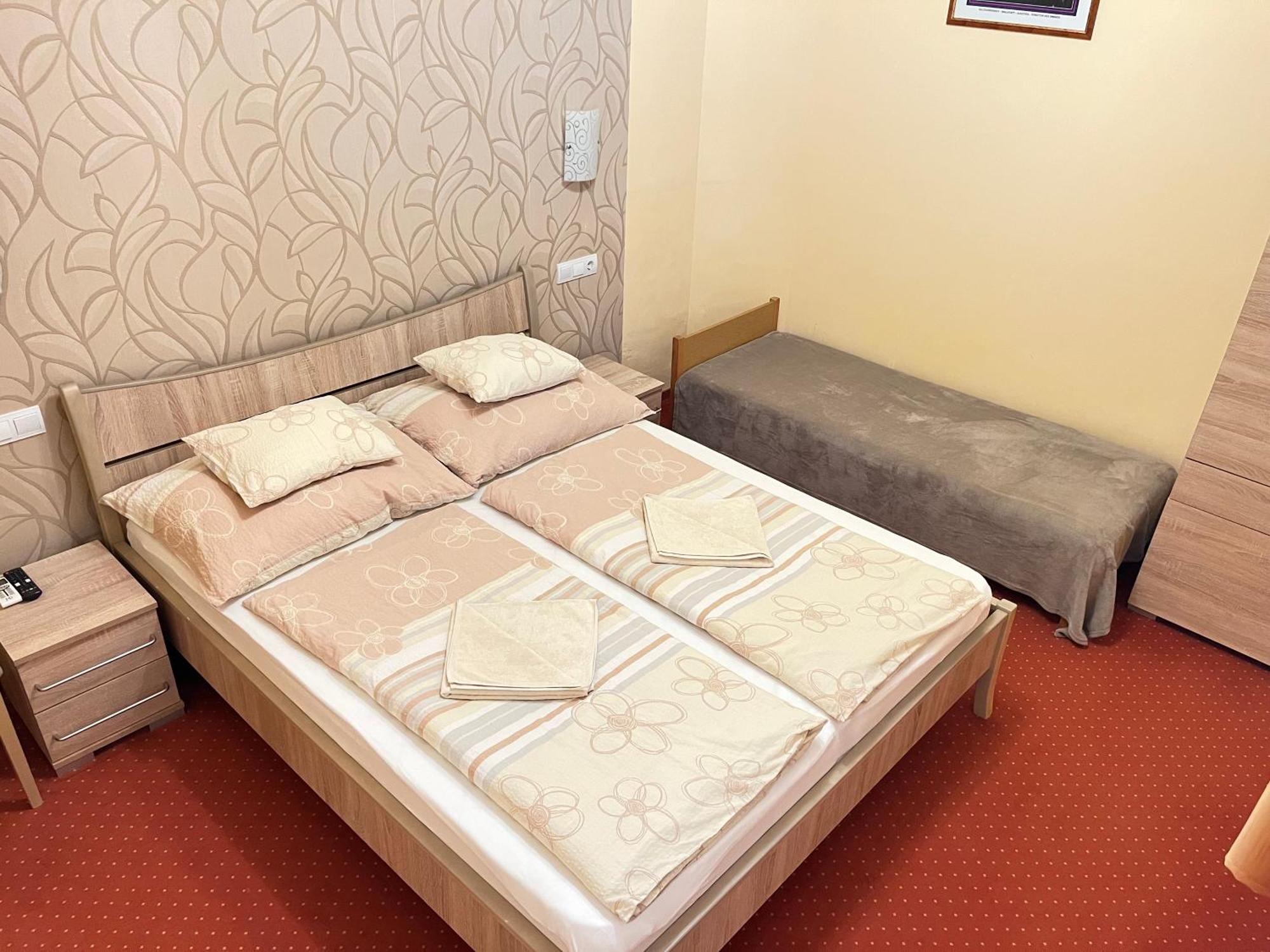 Gesztenye Apartman Makó Eksteriør billede