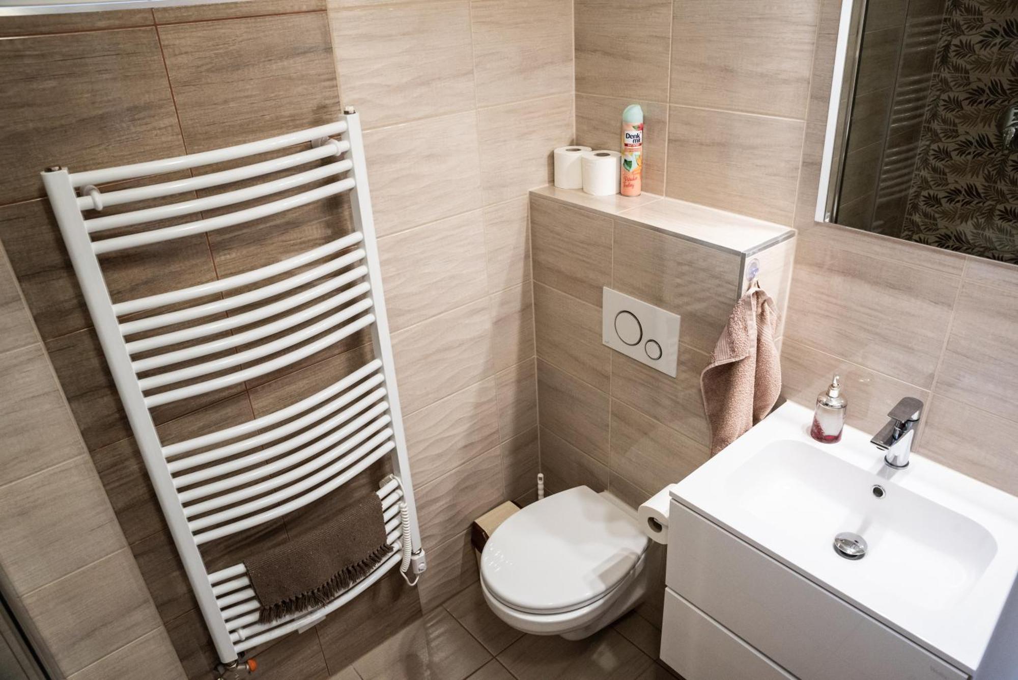 Gesztenye Apartman Makó Eksteriør billede