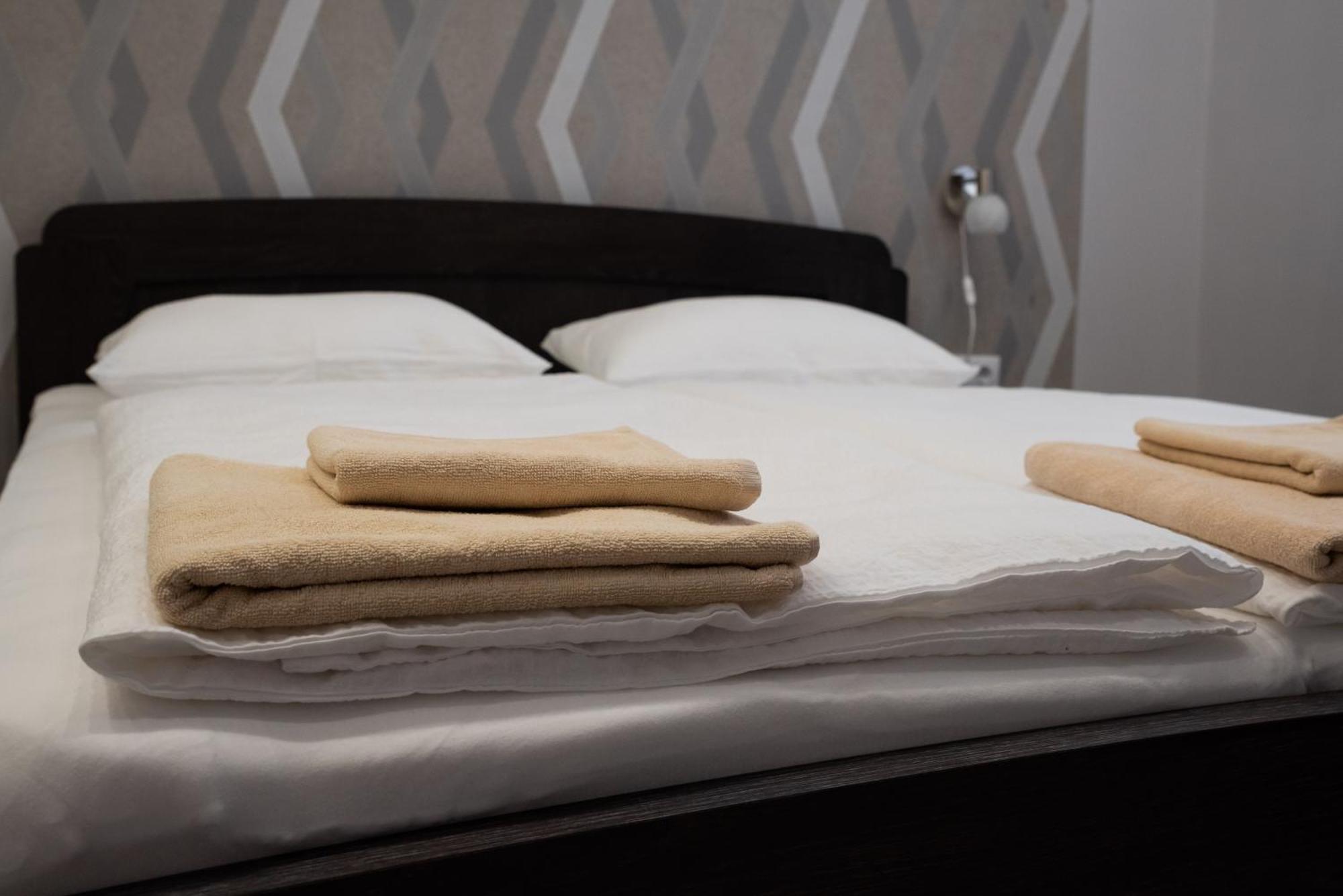 Gesztenye Apartman Makó Eksteriør billede