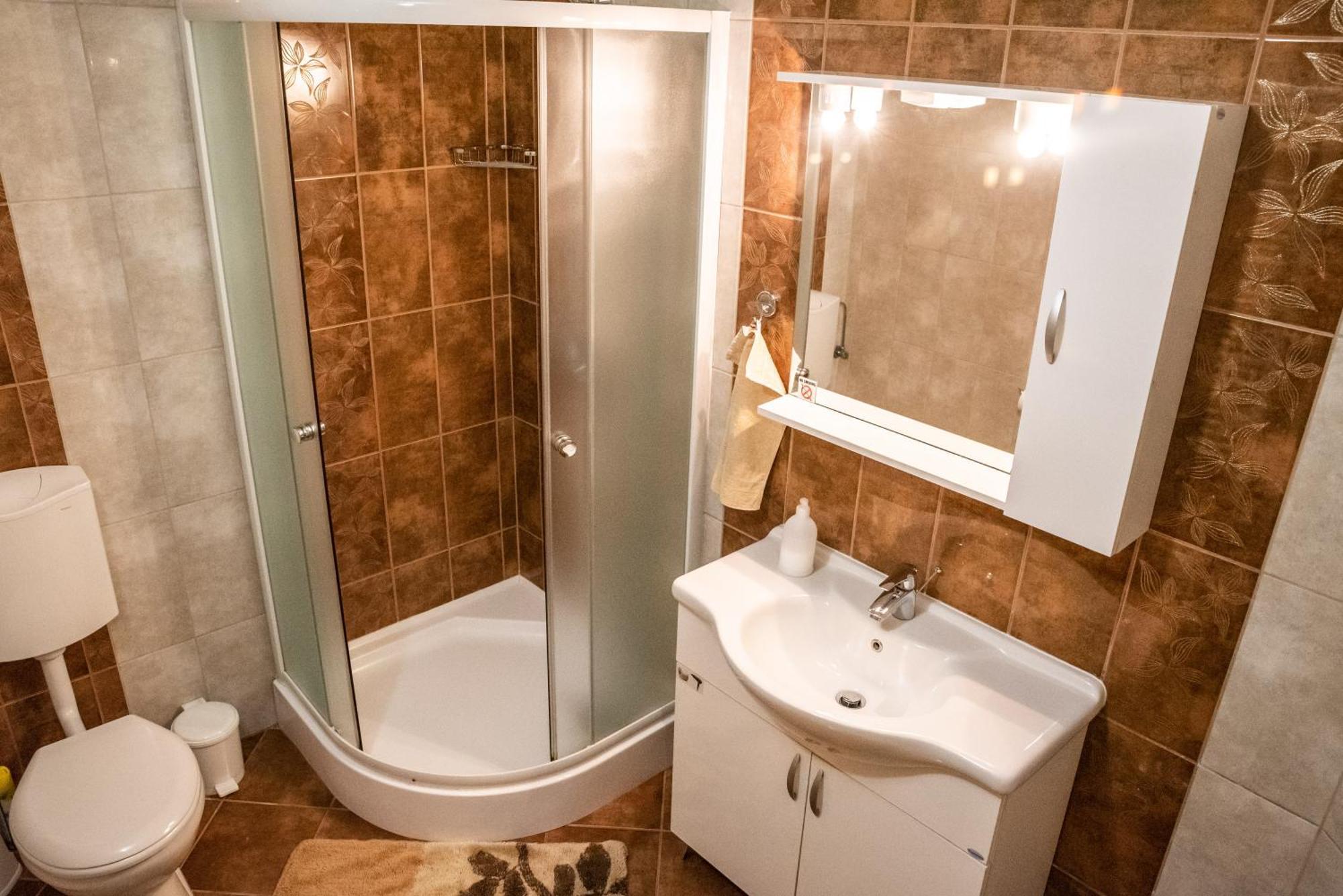 Gesztenye Apartman Makó Eksteriør billede